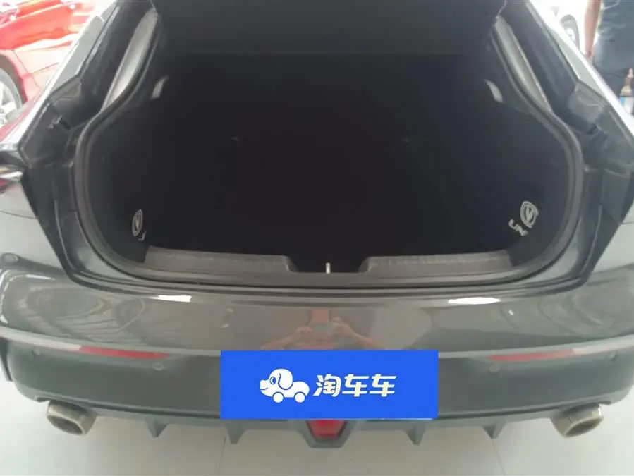 Changan UNI-V 2022 1.5T Premium