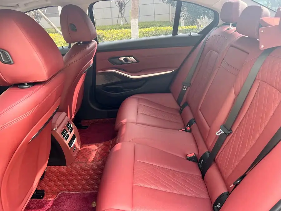 بي إم دبليو i3 2024 eDrive 35 L