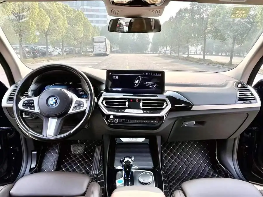 BMW iX3 2022 Facelift Leading Model