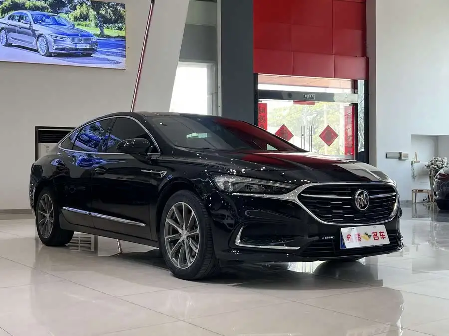 بيوك لاكروس 2020 652T فاخرة