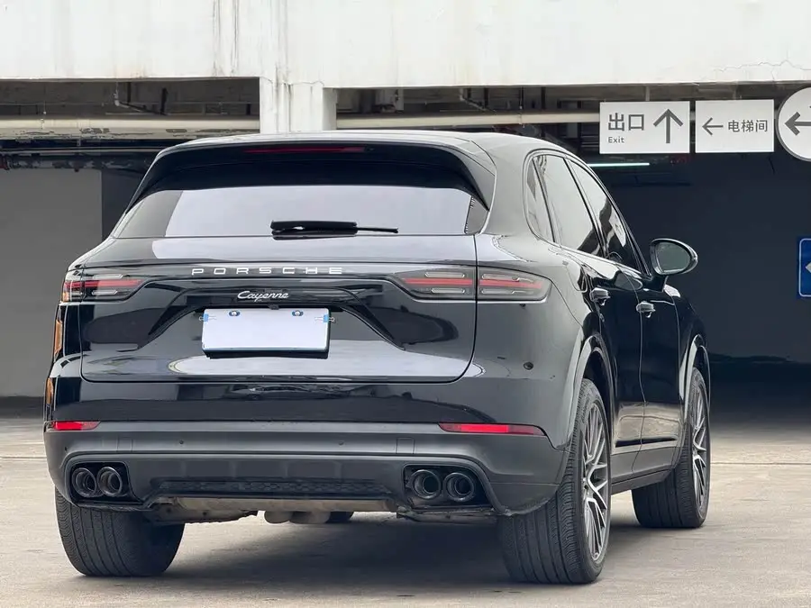 2022 Cayenne Cayenne 3.0T Platinum Edition