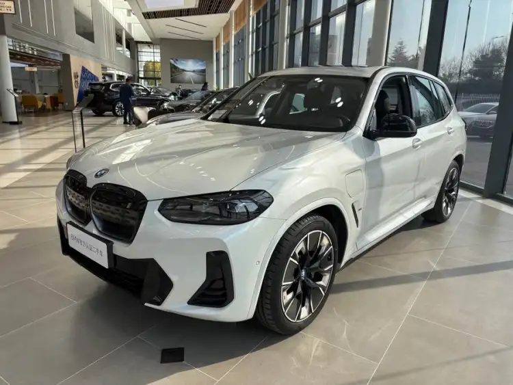 BMW iX3 2023 Model Creative Leading Edition
