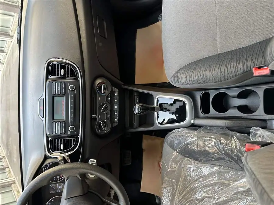 هوان تشي 2020 إصدار معدّل 1.4 لتر أوتوماتيكي مريح مع فتحة سقف