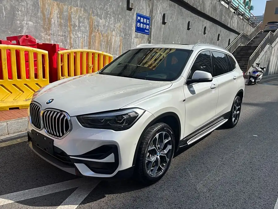 BMW X1 2020 sDrive25Li Leading Edition