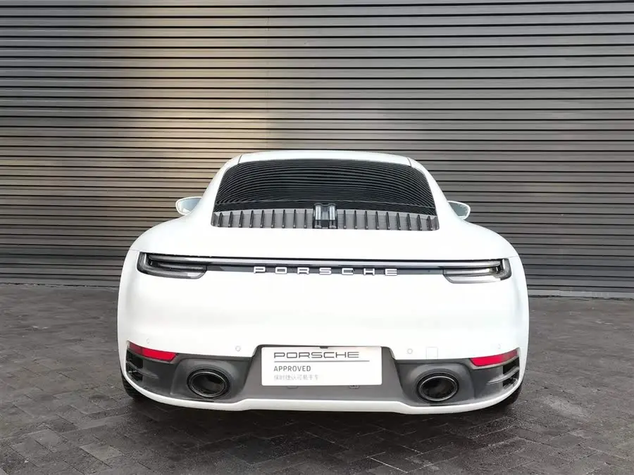 بورش 911 2023 كاريرا 3.0T