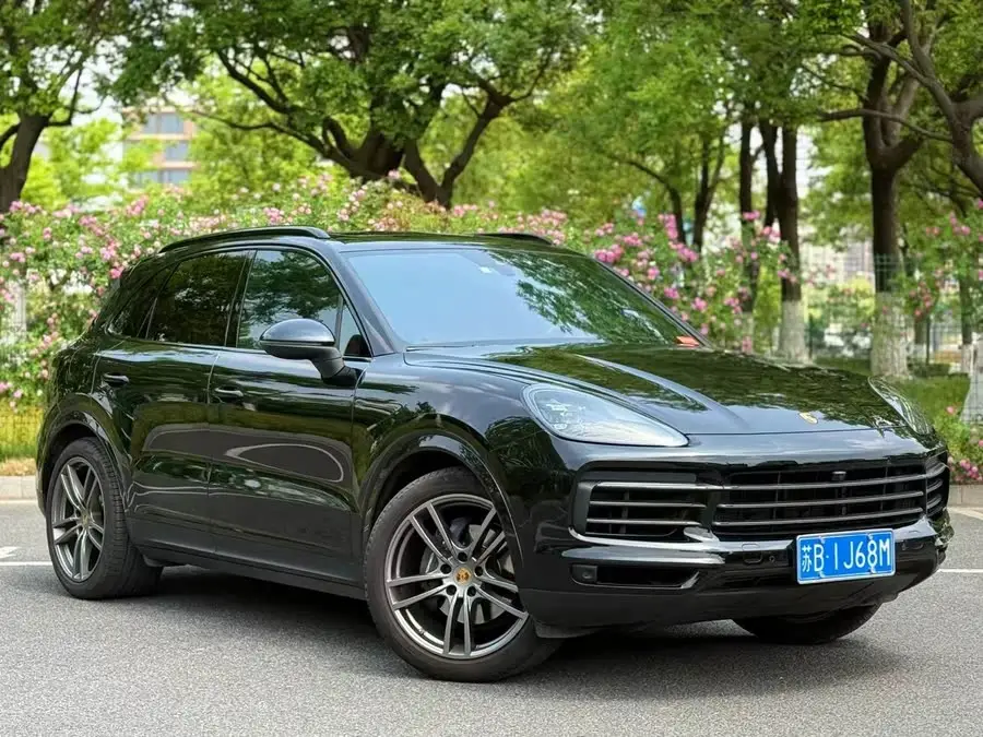 2023 Cayenne 3.0T Platinum Edition