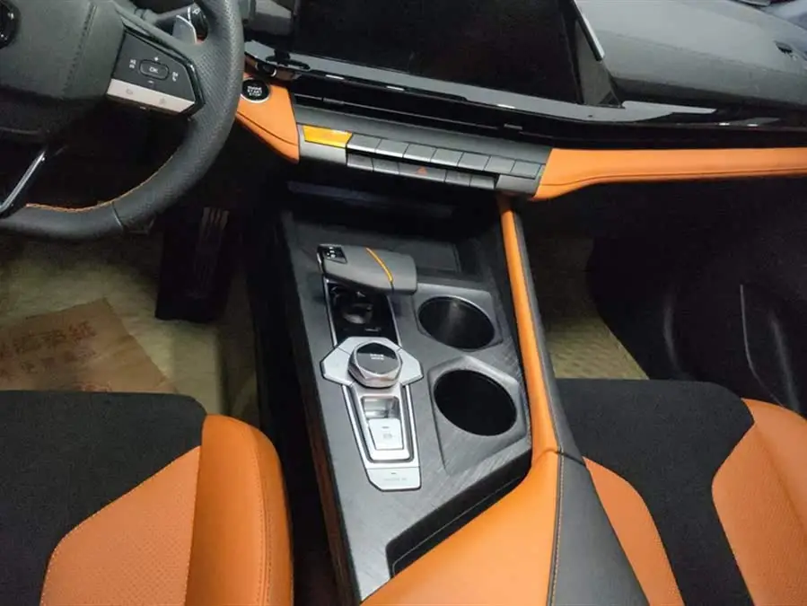 Changan UNI-V 2023 1.5T Sports Edition