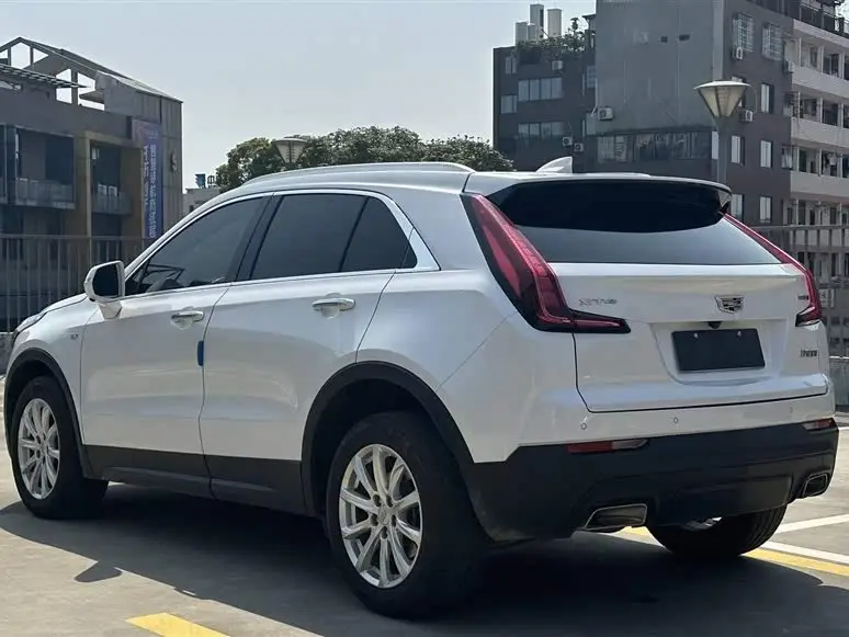 Cadillac XT4 2021 Model 28T Two-Wheel Drive Technical Edition