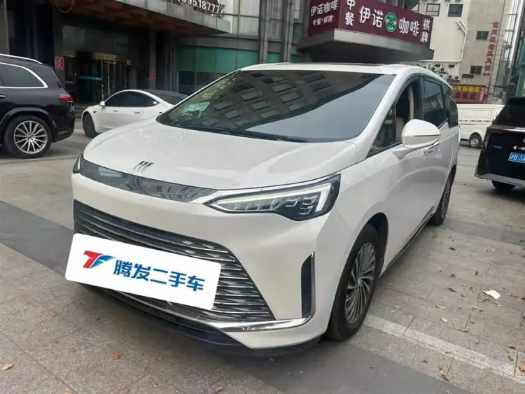 2023 Century 2.0T Seven-Seater Premium Edition