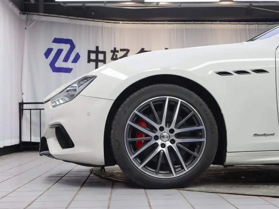 Ghibli 2021 3.0T GranSport