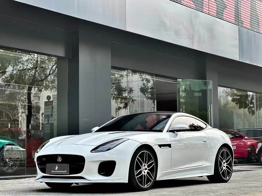 Jaguar F-TYPE 2020 2.0T Checkered Flag Edition