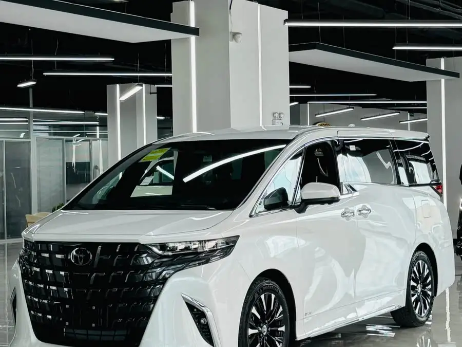 ألفارد 2024 بمحرك مزدوج 2.5 لتر إصدار متميز