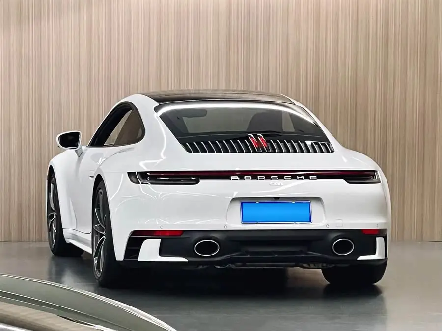 بورش 911 2023 كاريرا 4S 3.0T