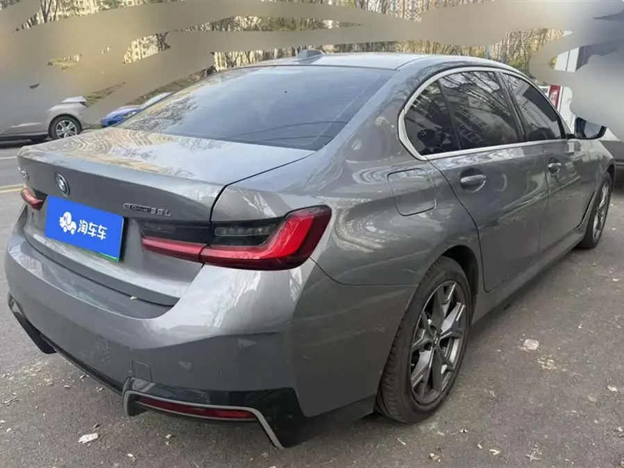 بي إم دبليو i3 2022 eDrive 35 L