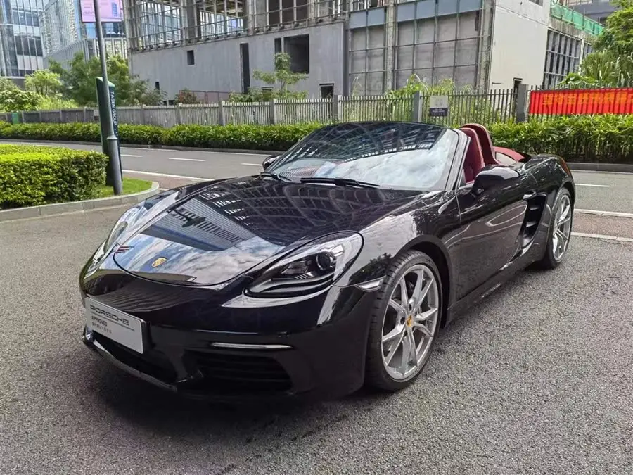 Porsche 718 2020 Model Boxster 2.0T