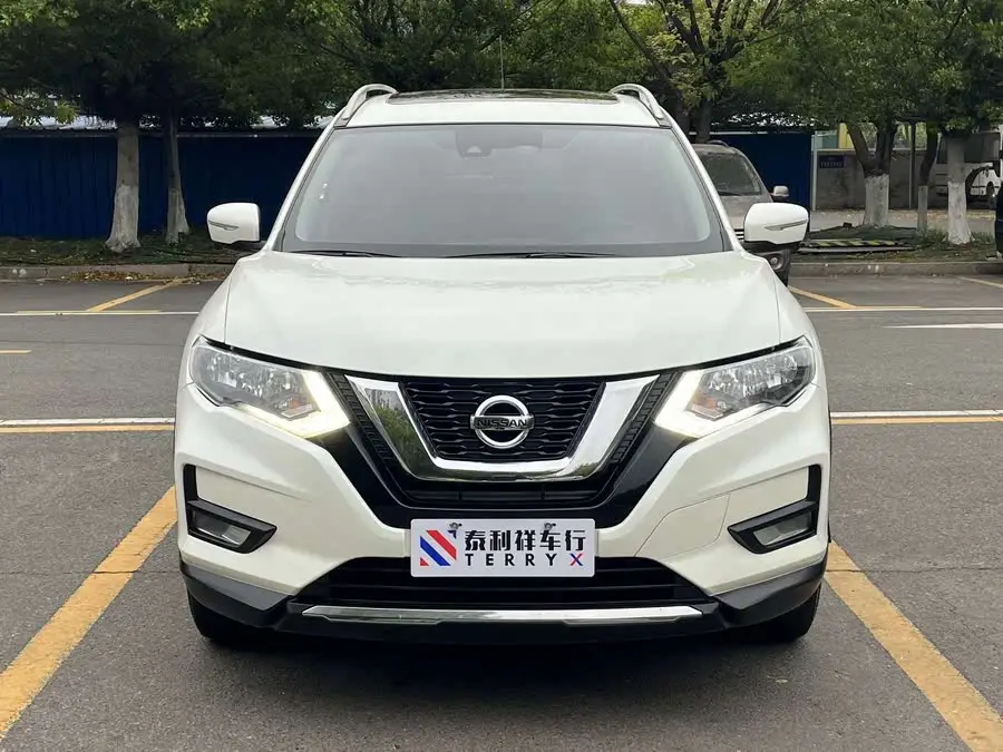 2021 نيسان إكس تريل 2.0 لتر CVT 2WD XL ITS إصدار الذكرى للراحة