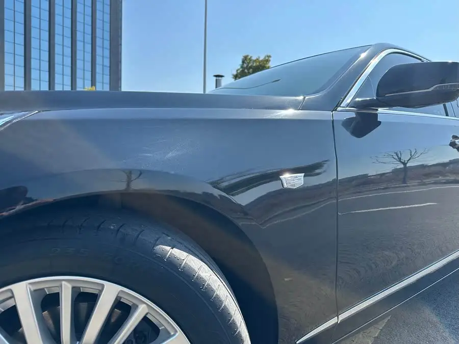 كاديلاك CT6 2022 28T الفاخرة