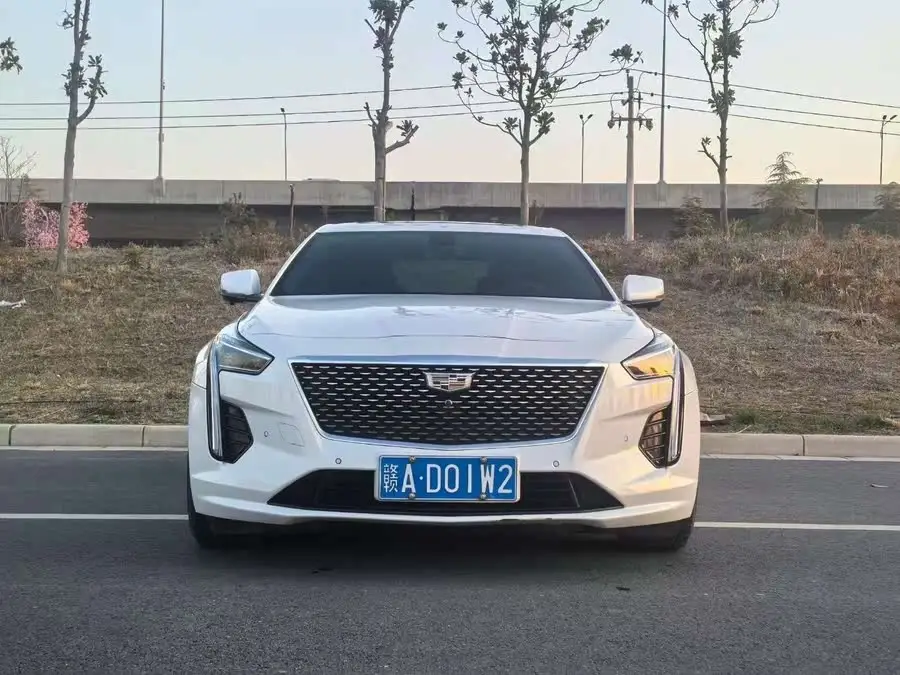 كاديلاك CT6 2021 28T النخبة