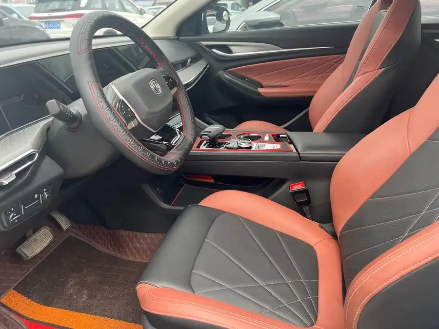 Yidong 2023 Changan PLUS Blue Whale NE 1.4T GDI DCT Premium Edition