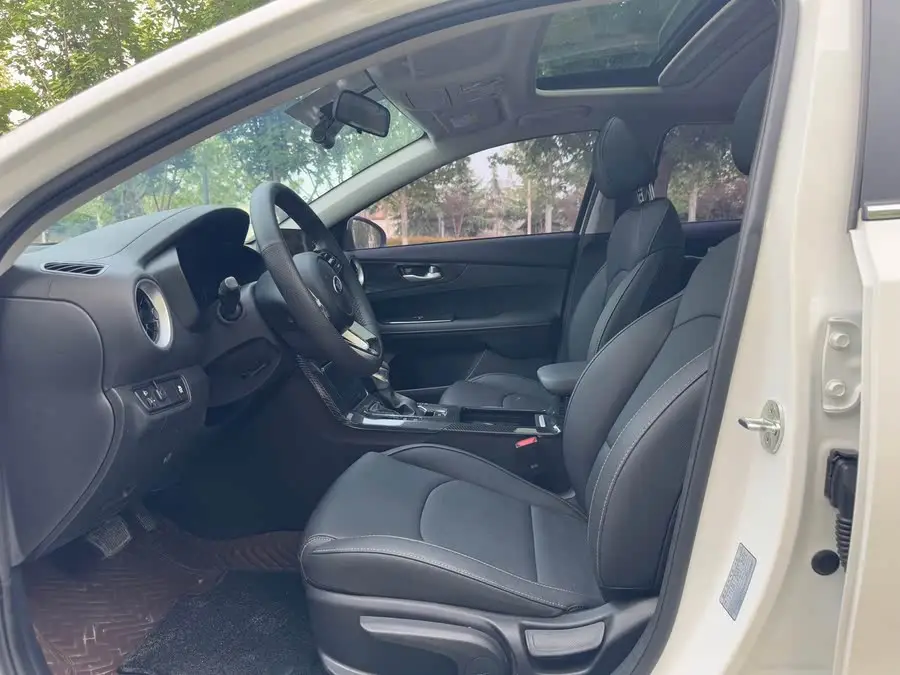 Kia K3 2020 1.5L CVT Stylish Edition