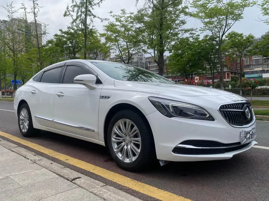 Buick LaCrosse 2018 30H Elite