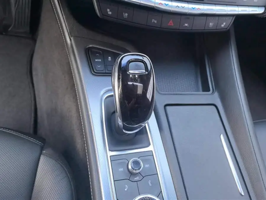 Cadillac CT5 2023 28T Luxury (Standard Edition)