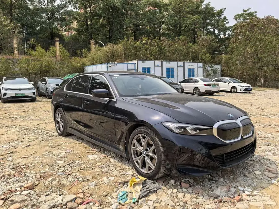 بي إم دبليو i3 2022 eDrive 35 L