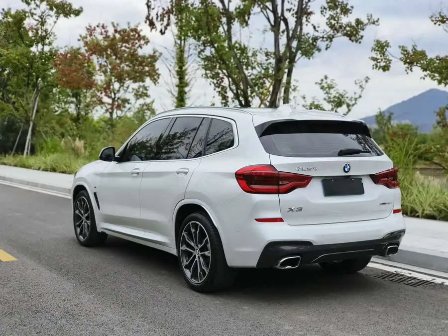 بي إم دبليو X3 2021 xDrive30i الطراز الرائد حزمة M الرياضية