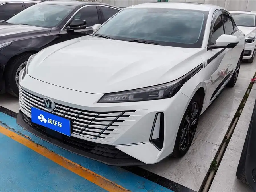 ييدونغ 2024 1.5T GDI أوتوماتيكي فاخر