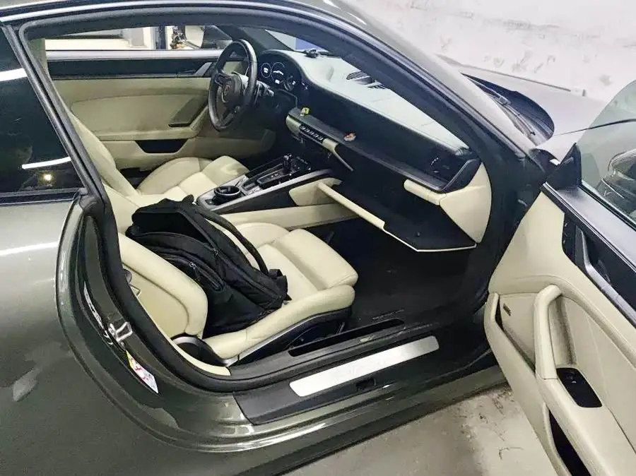 Porsche 911 2022 Carrera 3.0T