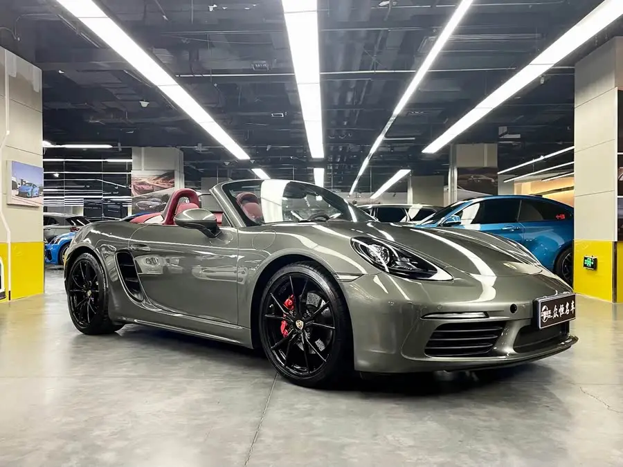 Porsche 718 2020 Model Boxster 2.0T