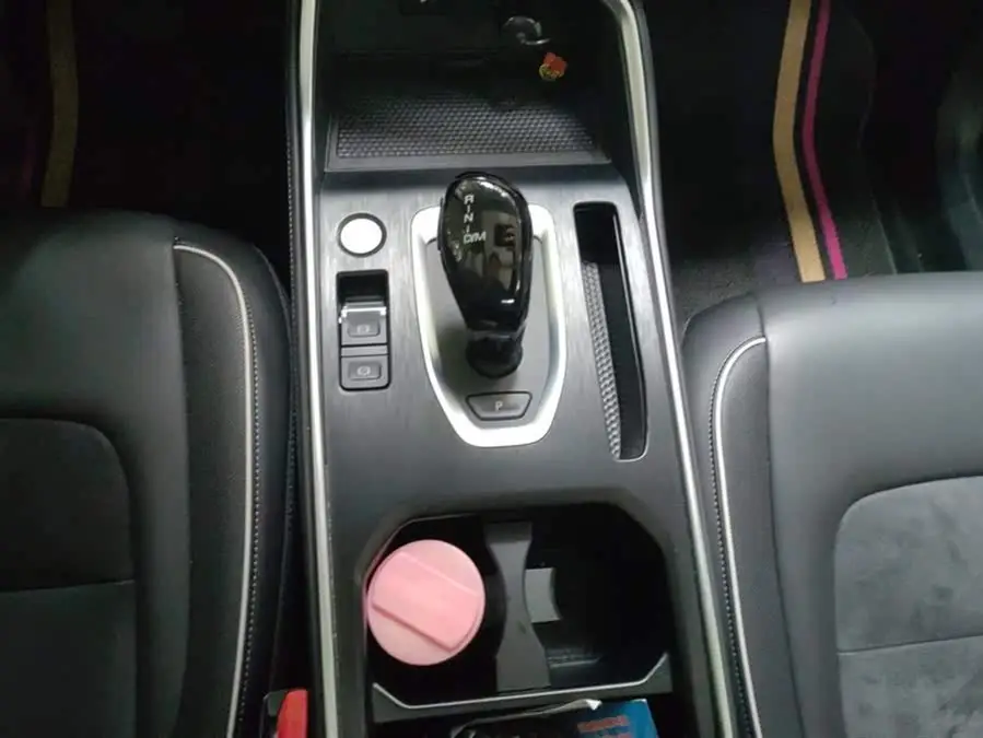 هافال H6 2021 إصدار الاتجاه الوطني 1.5T أوتوماتيكي نسخة البطل