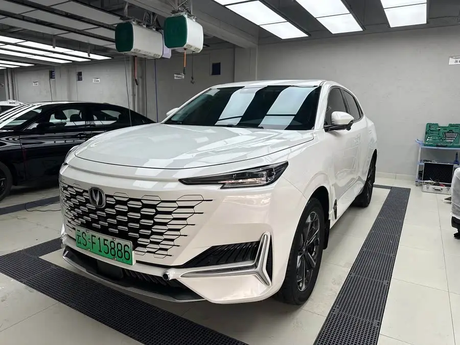 Changan UNI-K 2023 2.0T Two-Wheel Drive Joy Leading Edition