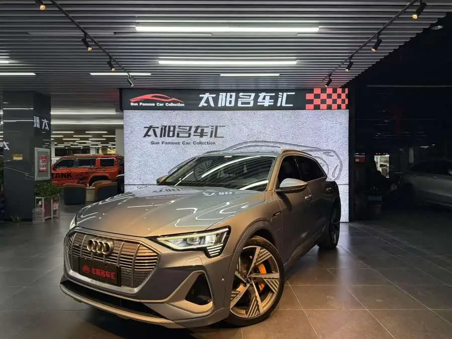 Audi e-tron 2021 Model 50 quattro Premium