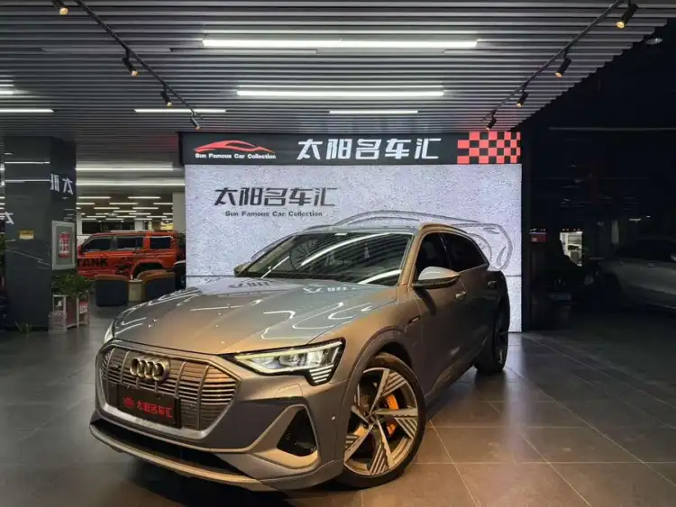 Audi e-tron 2021 Model 50 quattro Premium