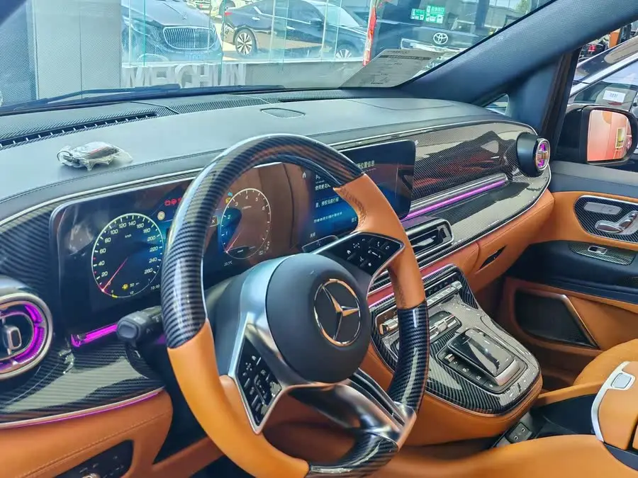 فيتو 2024 2.0T إصدار الأعمال 7 مقاعد