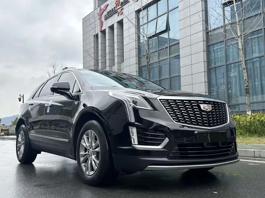 كاديلاك XT5 2021 28T الفاخرة