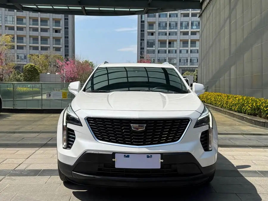 Cadillac XT4 2021 28T Two-Wheel Drive Technical Model
