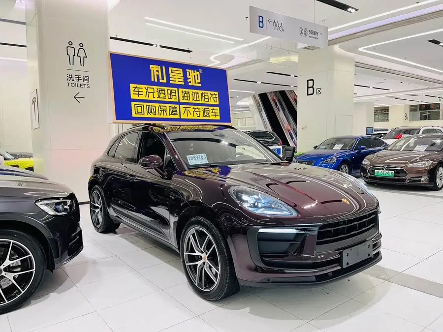 2023 Macan 2.0T