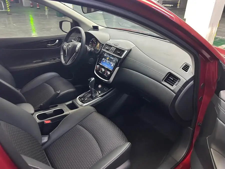 نيسان تييدا 2020 1.6 لتر CVT إصدار ذكي