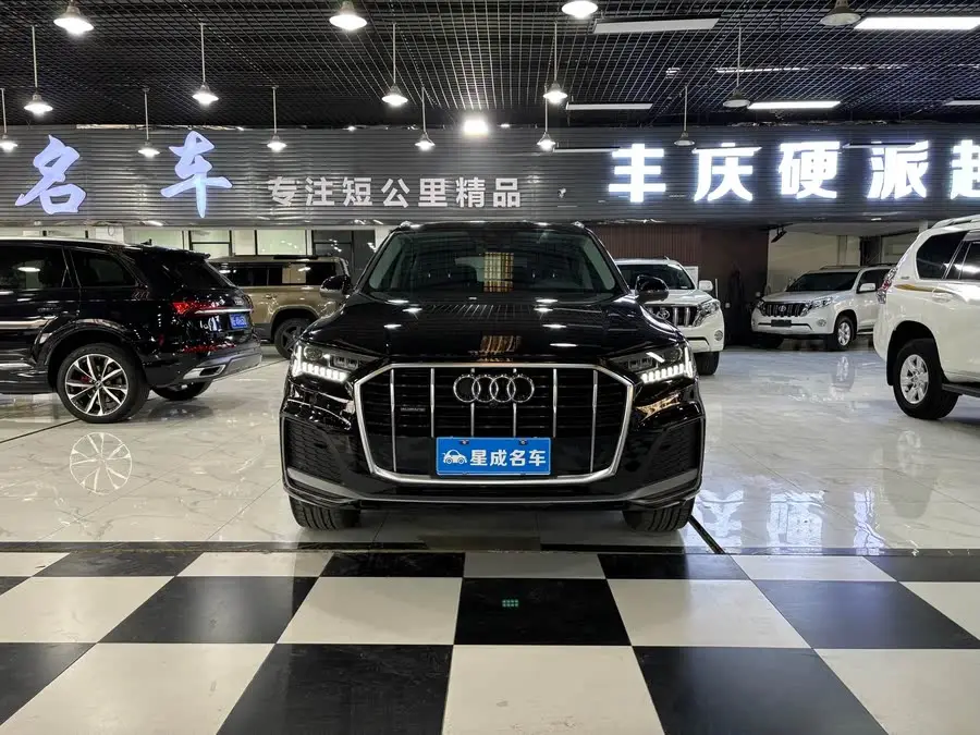 Audi Q7 2021 45 TFSI quattro S line Sport