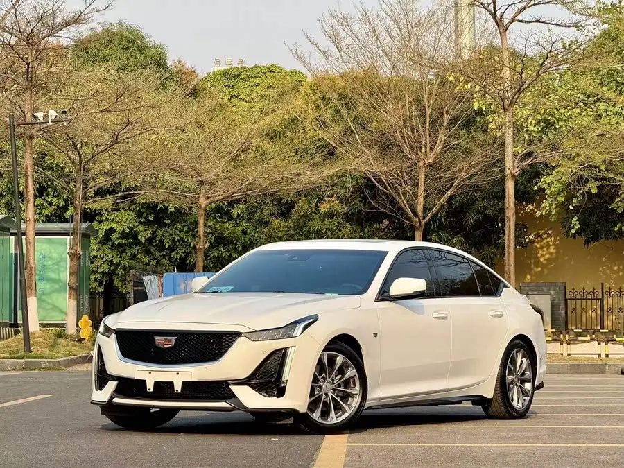 كاديلاك CT5 2020 طراز محدث 28T رياضي متميز