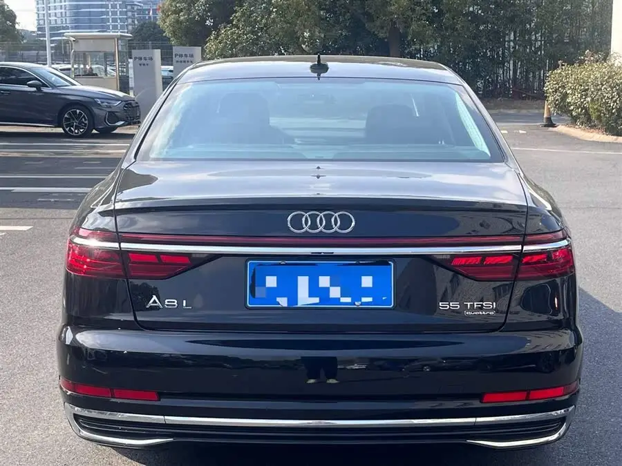 Audi A8 2024 A8L 55 TFSI quattro Flagship