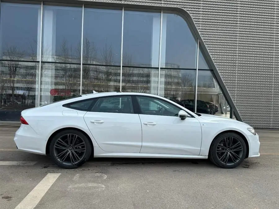 Audi A7 2023 45 TFSI Premium