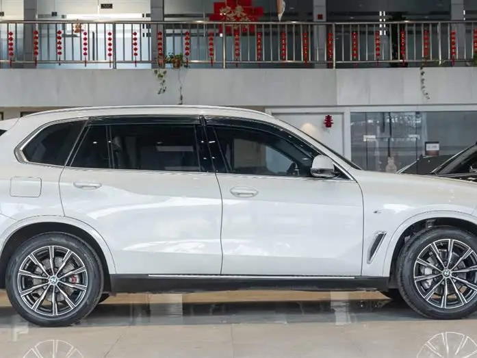 BMW X5 2022 Facelift xDrive 30Li M Sport Package