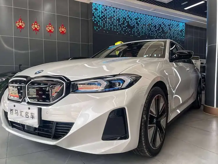 BMW i3 2024 eDrive 40 L Night Sport Package