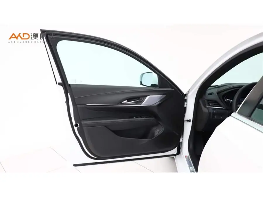 Cadillac CT4 2023 28T Luxury