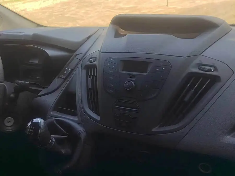 فورد ترانزيت 2020 2.0T بنزين للأعمال السفرية قاعدة عجلات متوسطة سقف متوسط 10-12 مقعد معيار VI