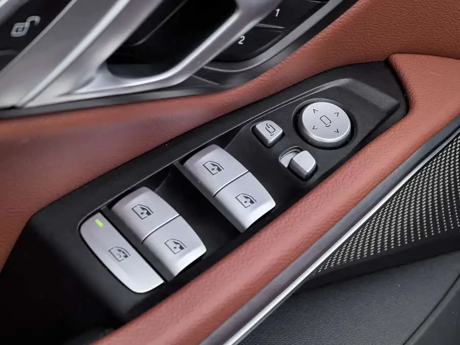 BMW i3 2024 eDrive 35 L