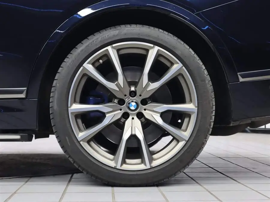 بي إم دبليو X7 2022 xDrive M50i